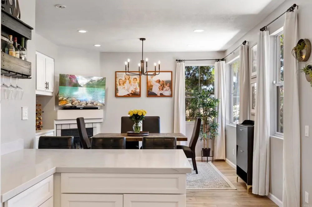 259 Lucia Way Oceanside, CA 92057
