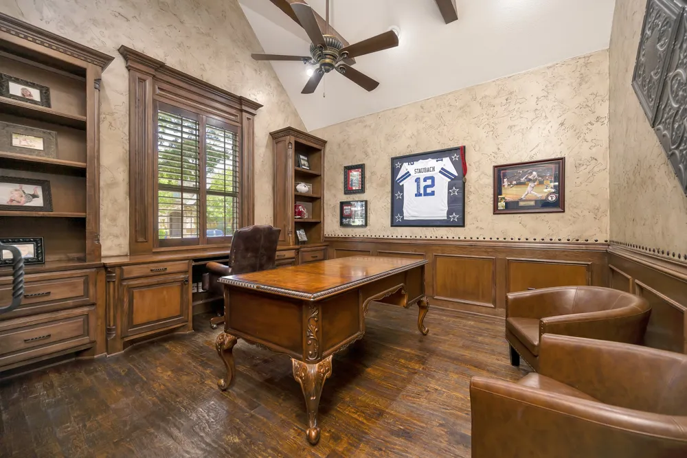 8100 Canyon Oak Drive North Richland Hills, TX 76182