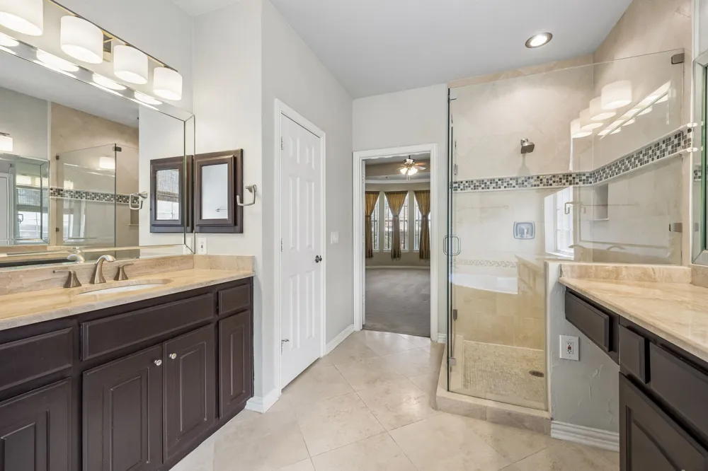 122 Woodland Cove Coppell, TX 75019