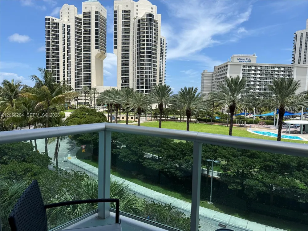 19370 Collins Ave #423 Sunny Isles Beach, FL 33160