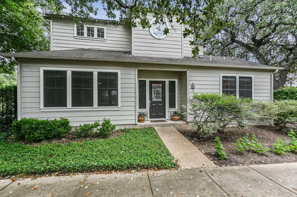 1011 Brodie Street #8 Austin, TX 78704