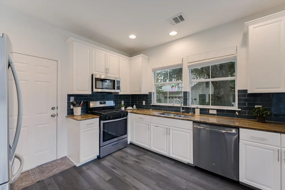 1011 Brodie Street #8 Austin, TX 78704