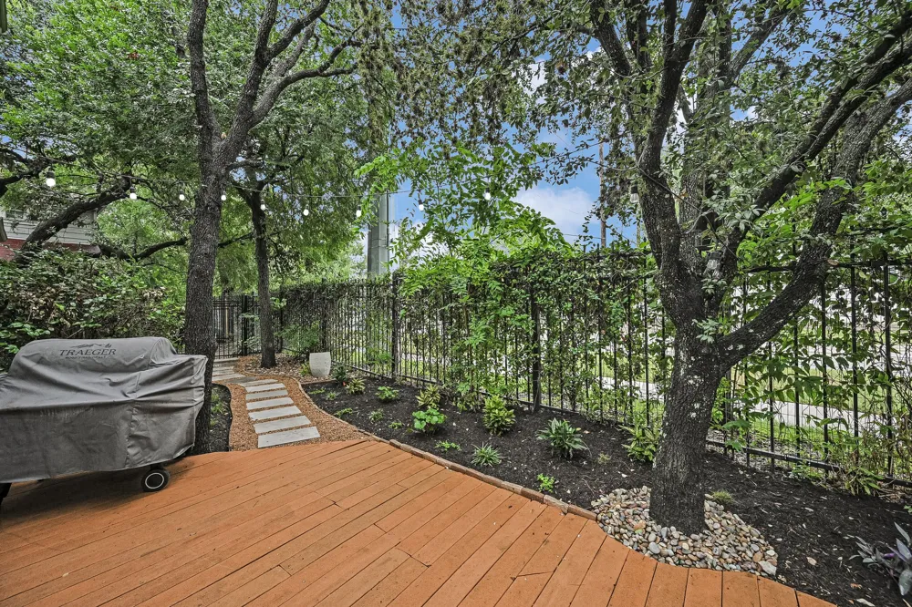1011 Brodie Street #8 Austin, TX 78704