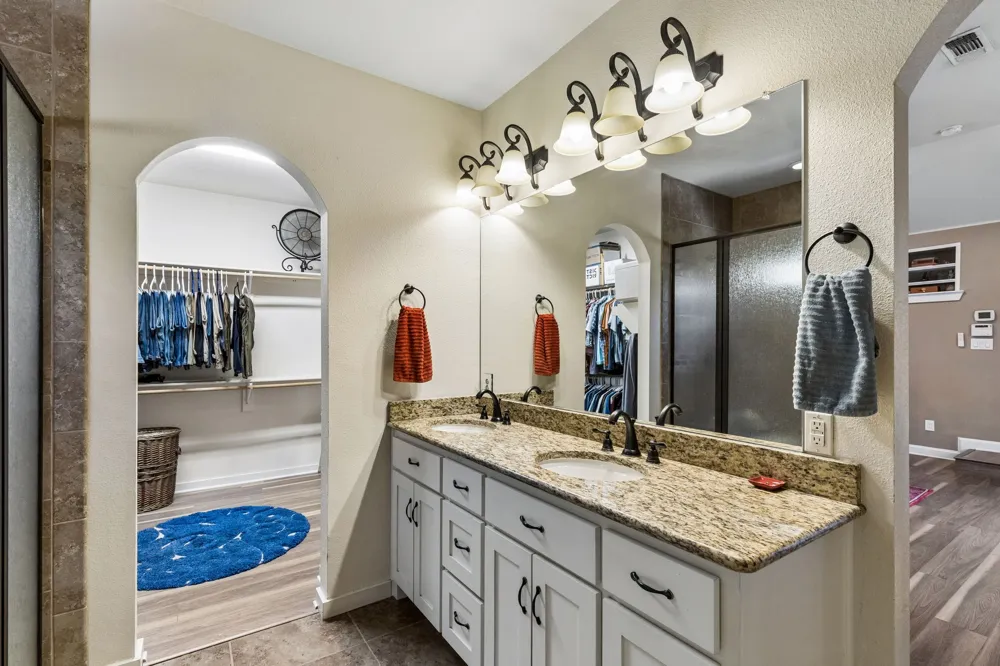 302 Denton Drive Roanoke, TX 76262