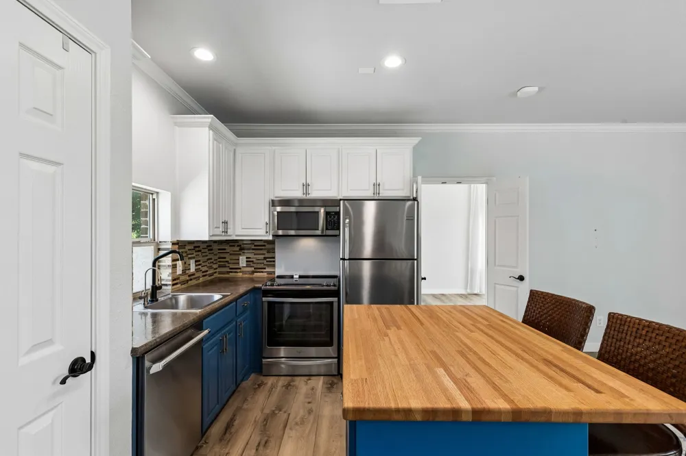 302 Denton Drive Roanoke, TX 76262