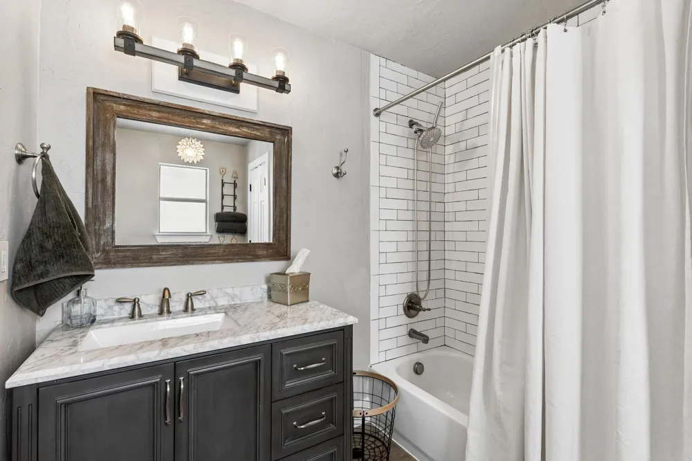 302 Denton Drive Roanoke, TX 76262