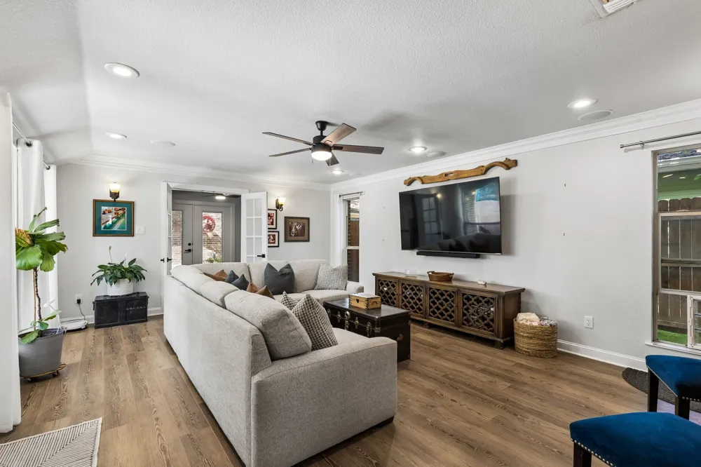 302 Denton Drive Roanoke, TX 76262