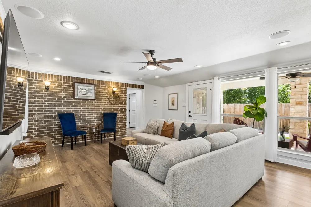 302 Denton Drive Roanoke, TX 76262