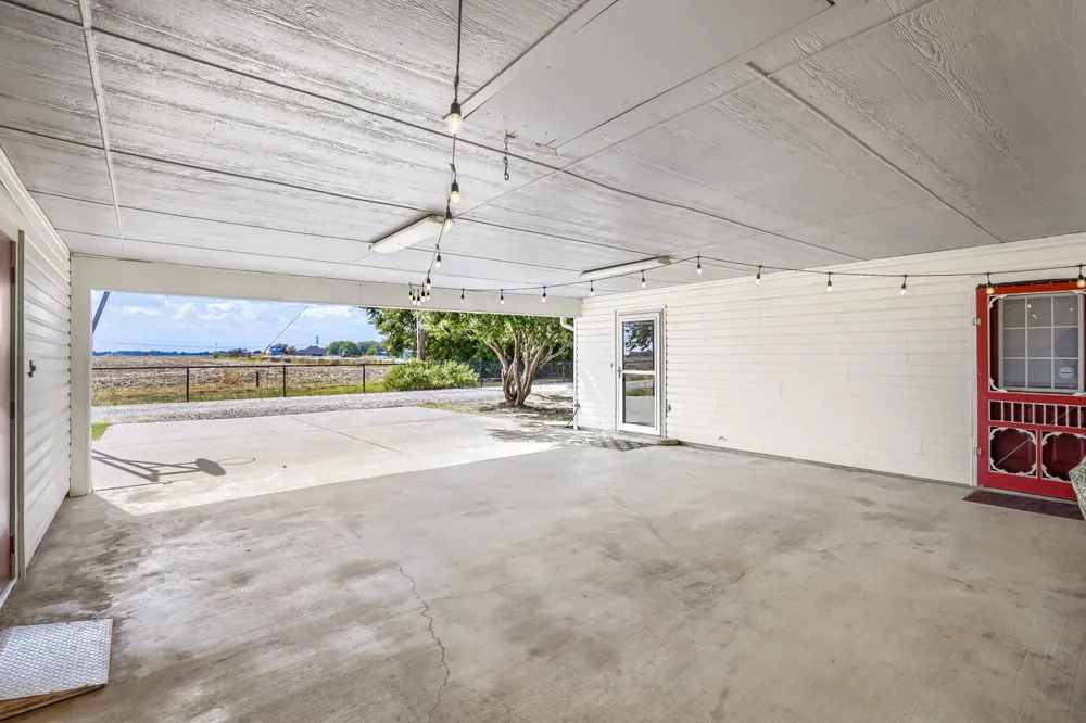 626 Epps Road Palmer, TX 75152
