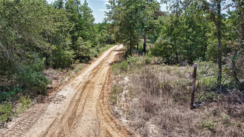 801 Starlight Path Road Caldwell, TX 77836