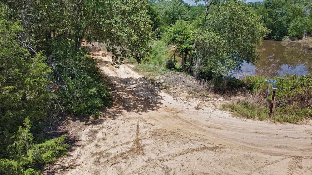 801 Starlight Path Road Caldwell, TX 77836