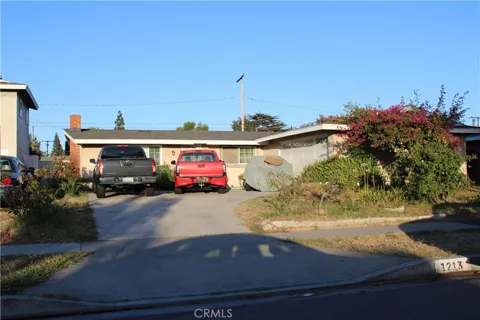 1213 S Corta Drive
