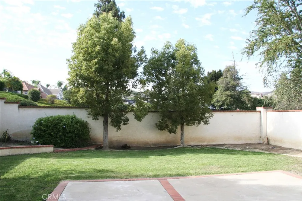 21495 Via Espana Yorba Linda, CA 92886