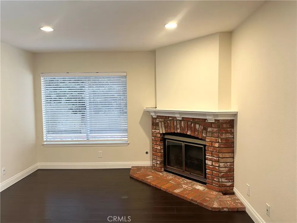 21495 Via Espana Yorba Linda, CA 92886