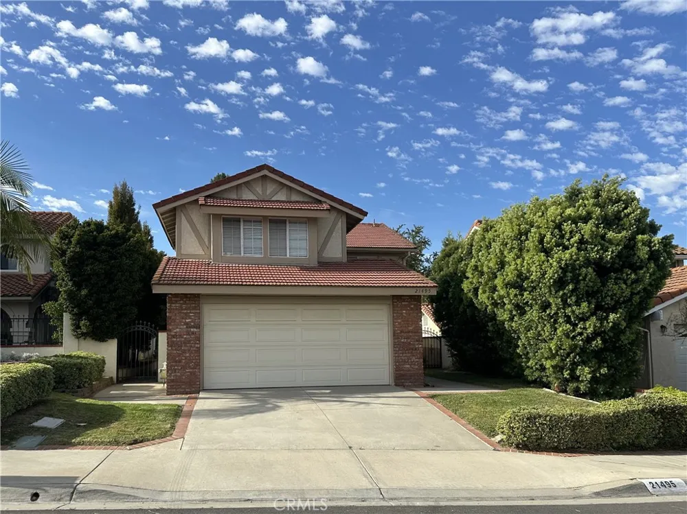 21495 Via Espana Yorba Linda, CA 92886