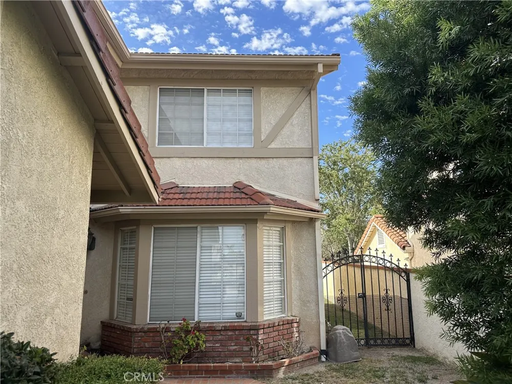 21495 Via Espana Yorba Linda, CA 92886