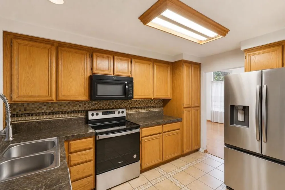 1182 Seasons Drive Pittsburg, CA 94565
