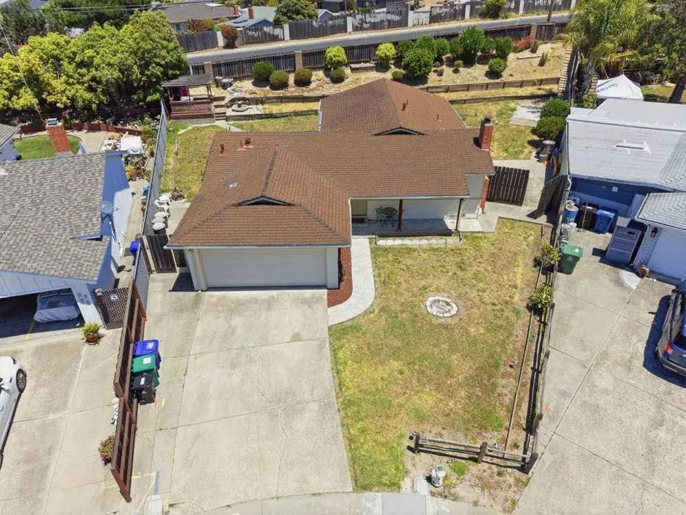 261 Highlands Court San Pablo, CA 94806