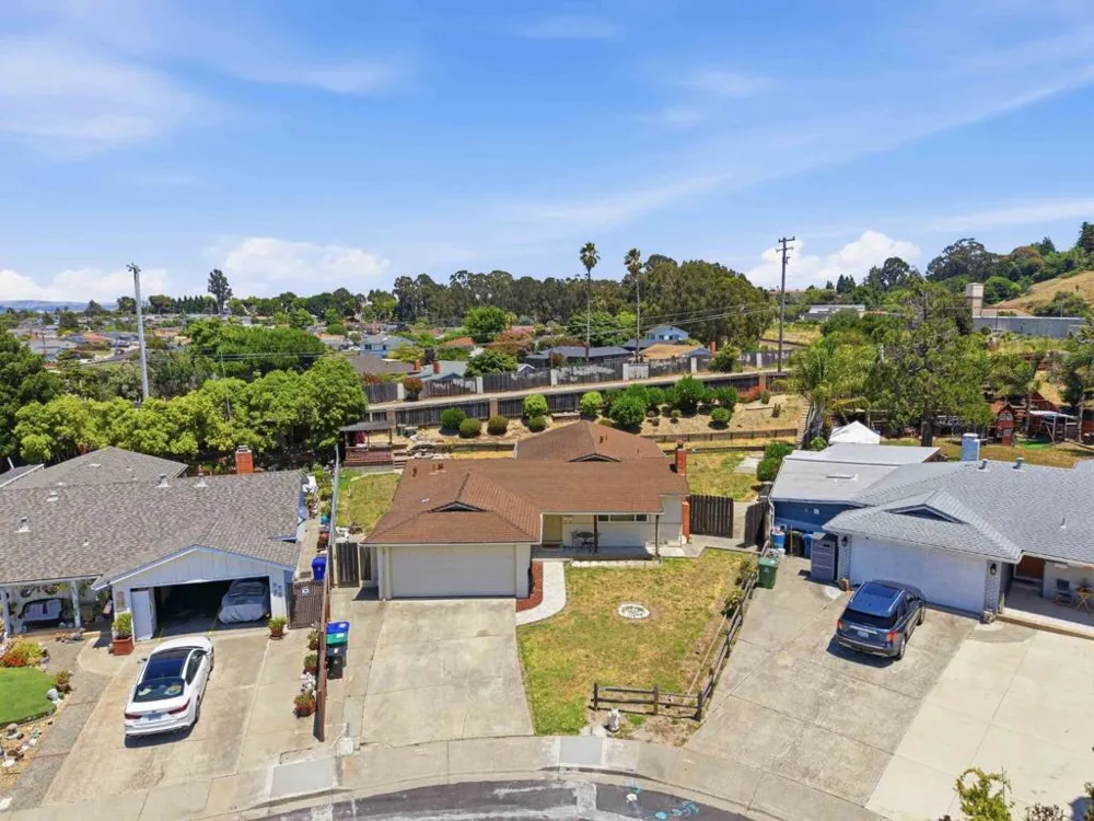 261 Highlands Court San Pablo, CA 94806