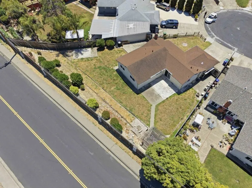 261 Highlands Court San Pablo, CA 94806