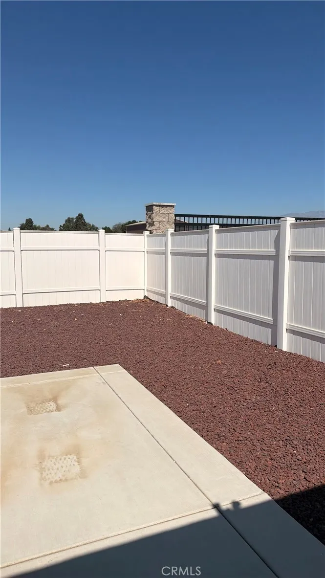 11088 Spruce Avenue Bloomington, CA 92316