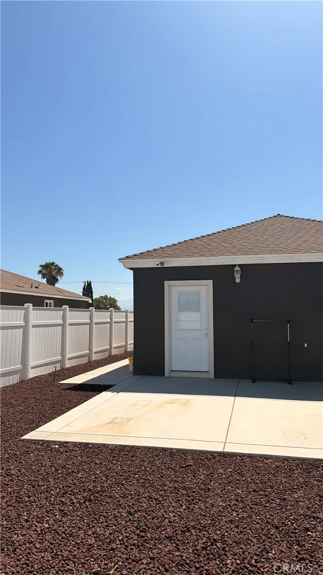 11088 Spruce Avenue Bloomington, CA 92316