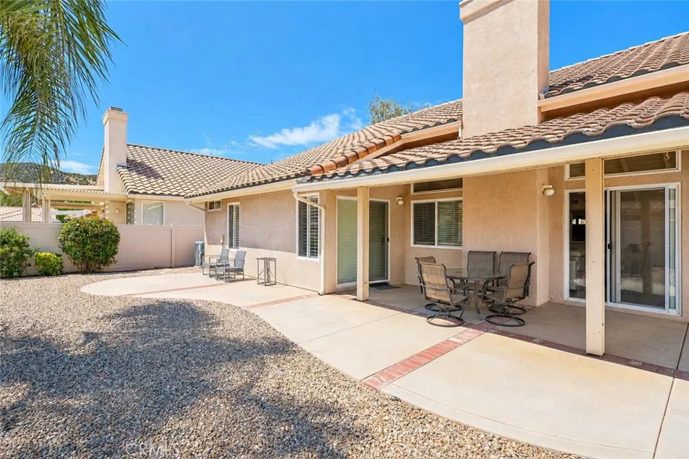 1582 Woodlands Banning, CA 92220