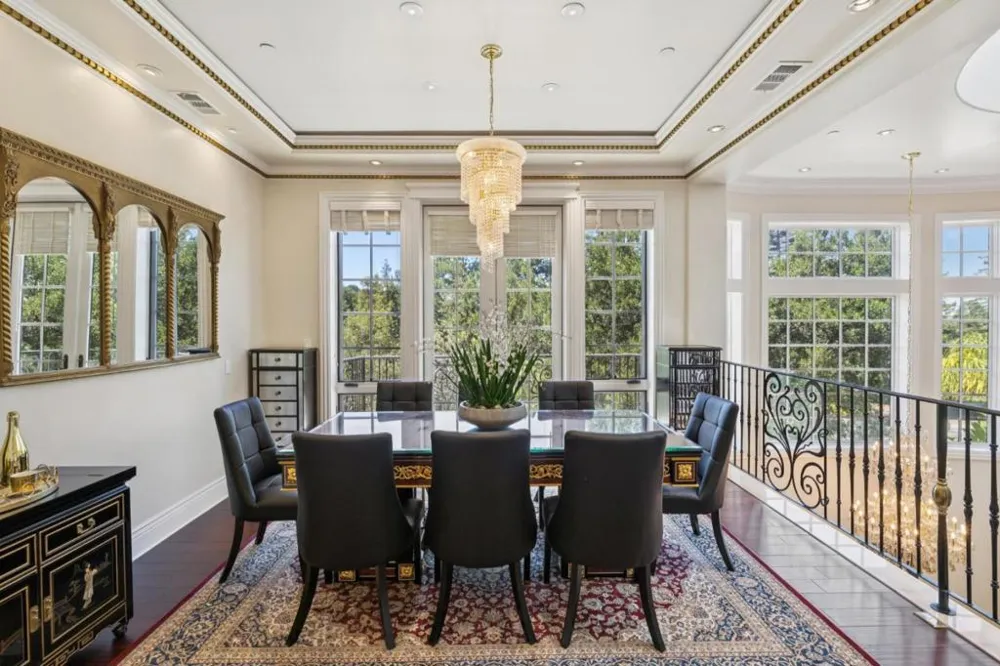 730 S El Monte Avenue Los Altos, CA 94022