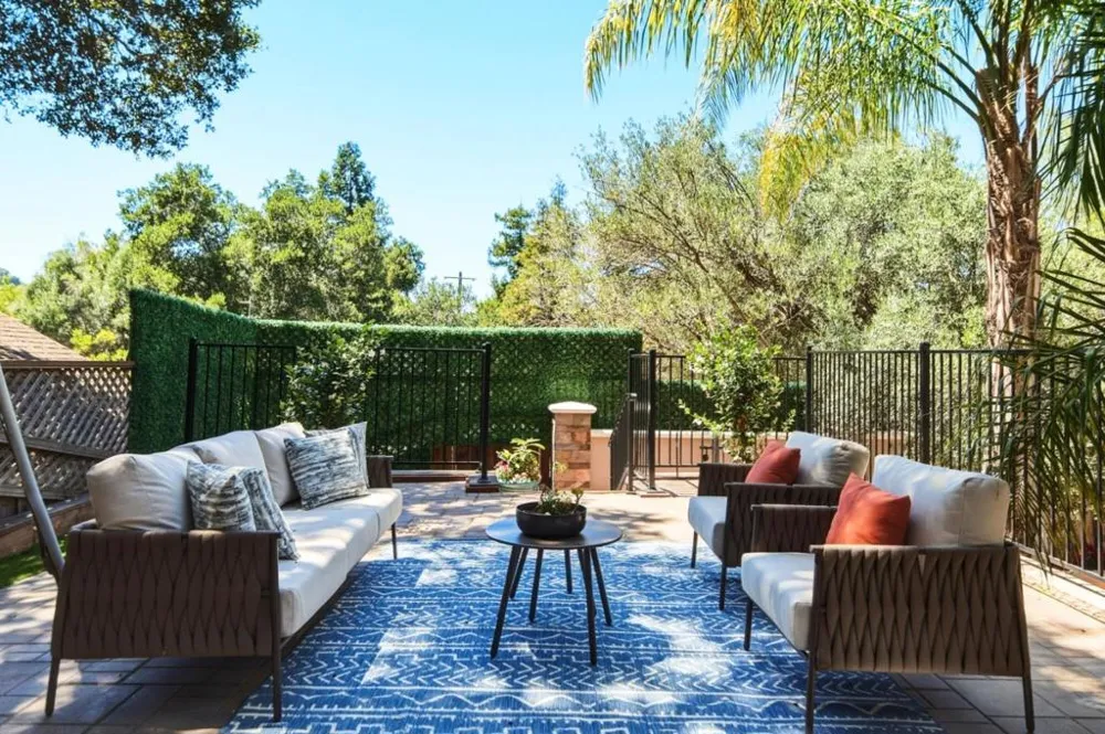 730 S El Monte Avenue Los Altos, CA 94022
