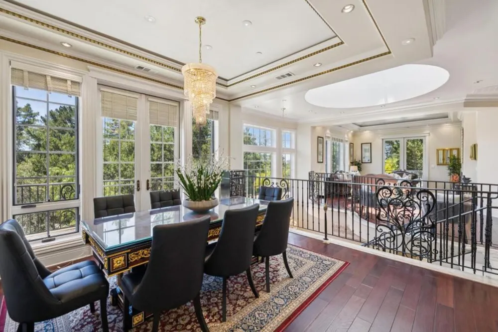 730 S El Monte Avenue Los Altos, CA 94022