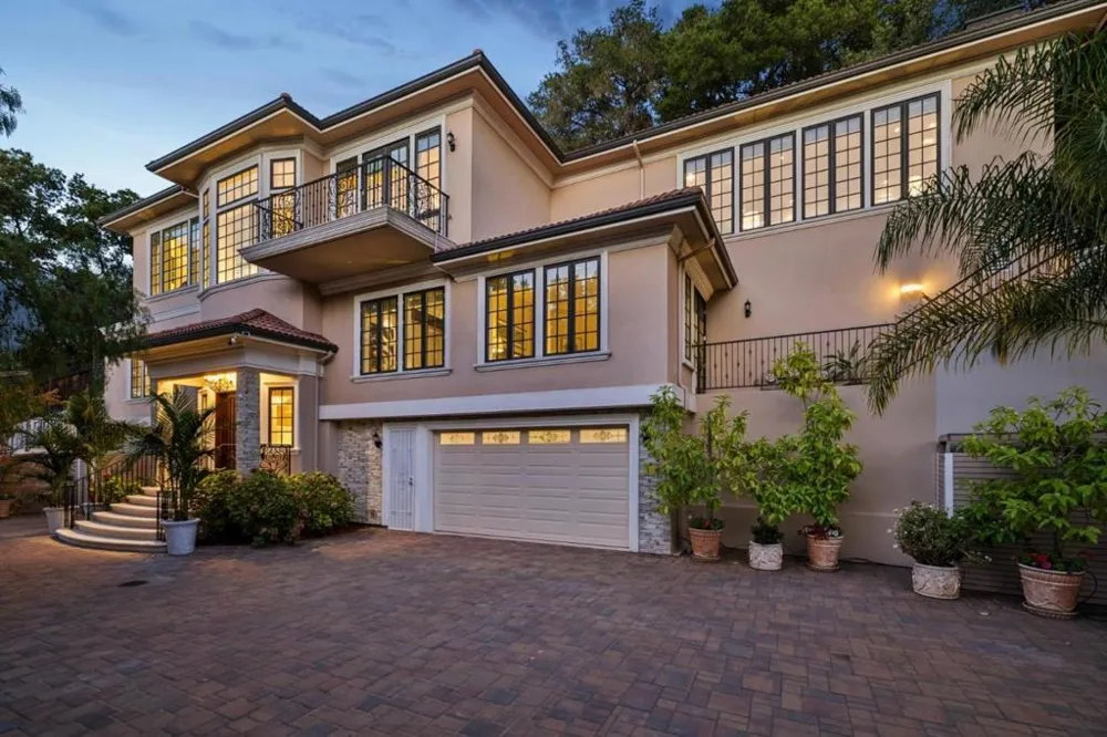 730 S El Monte Avenue Los Altos, CA 94022