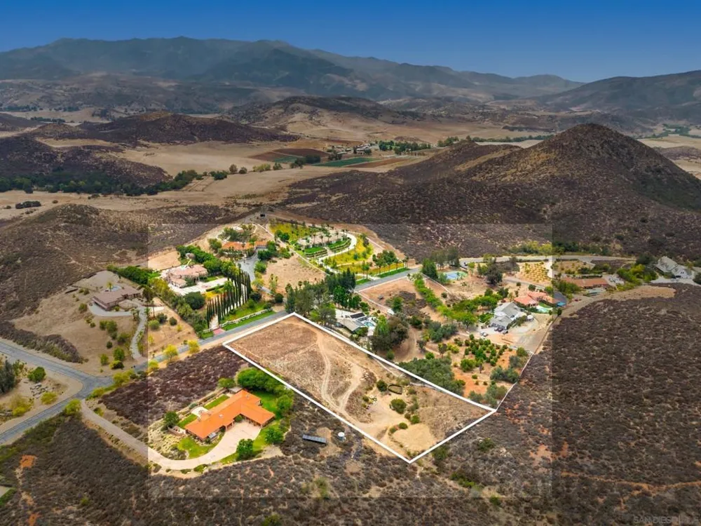 14788 Presilla Dr Jamul, CA 91935