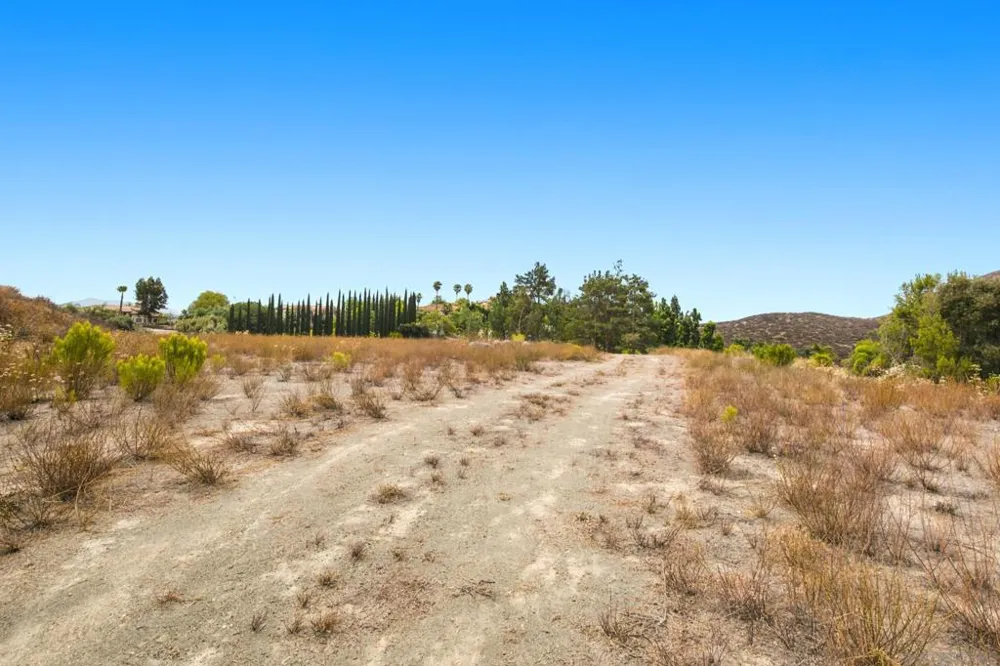 14788 Presilla Dr Jamul, CA 91935