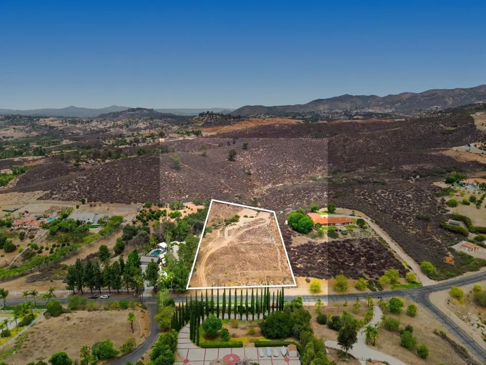 14788 Presilla Dr Jamul, CA 91935