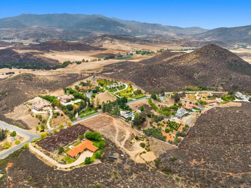 14788 Presilla Dr Jamul, CA 91935
