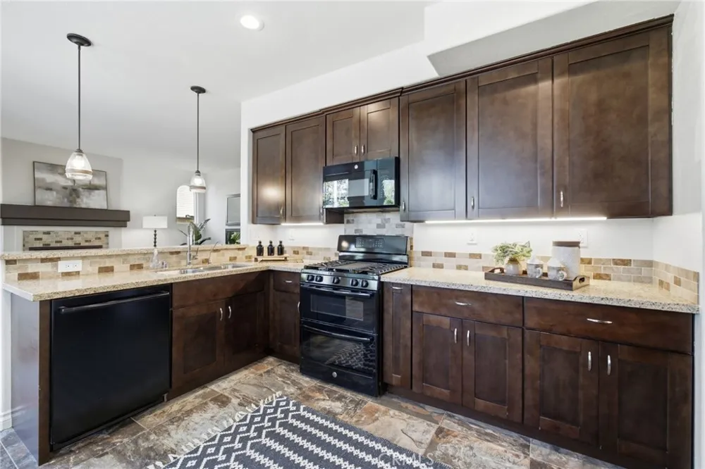 5 Heatherwood Aliso Viejo, CA 92656