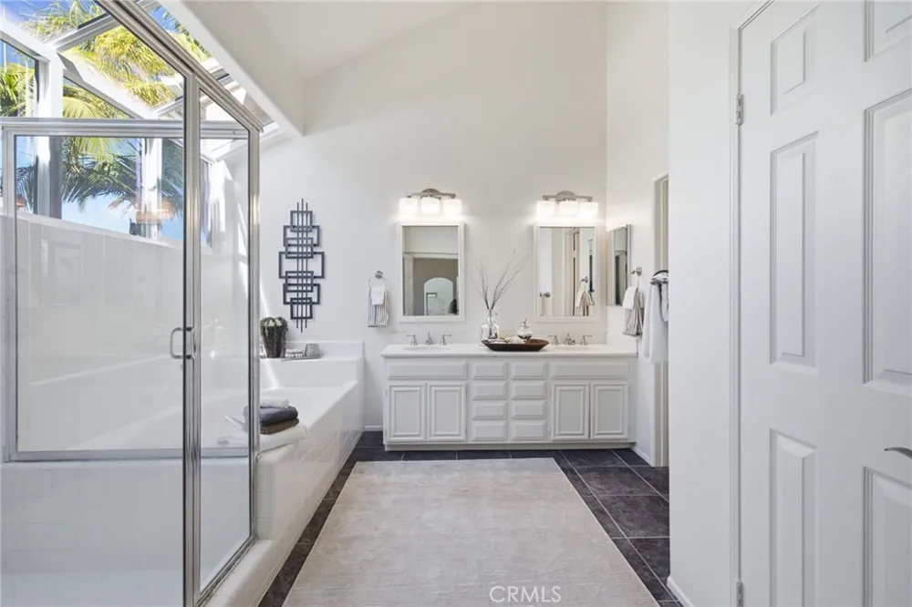 5 Heatherwood Aliso Viejo, CA 92656