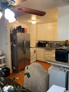 155 Florence Burbank, CA 91505