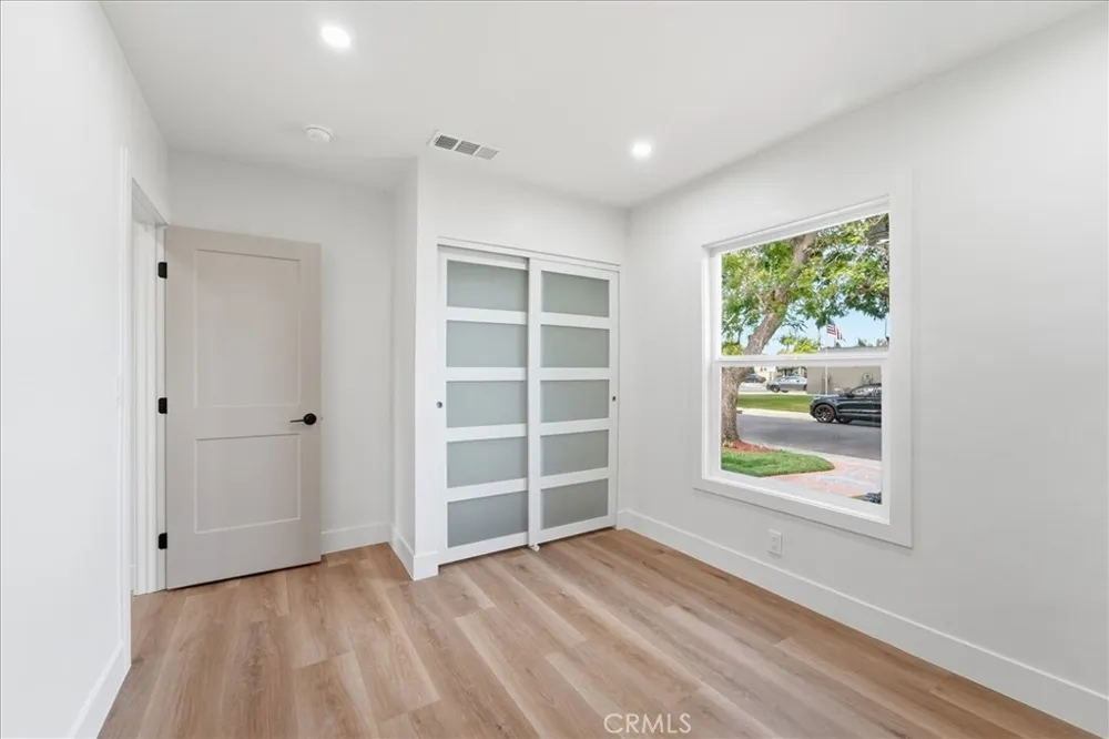 4126 Sebren Ave Lakewood, CA 90713