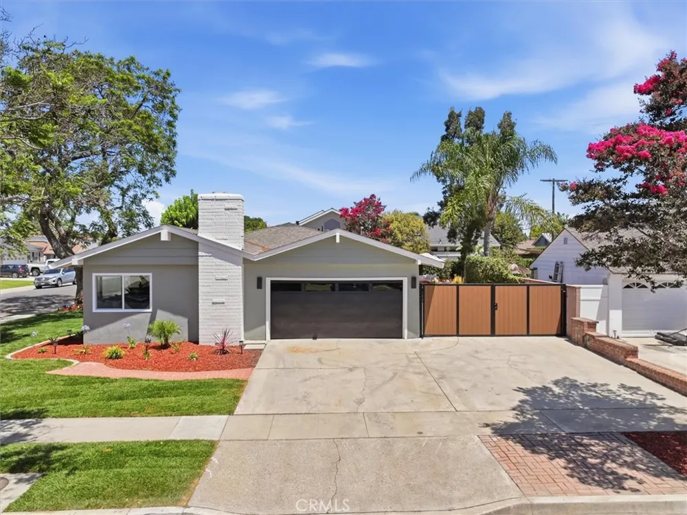 4126 Sebren Ave Lakewood, CA 90713