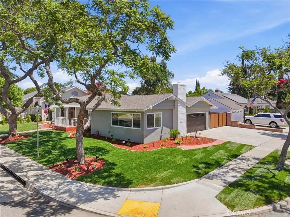 4126 Sebren Ave Lakewood, CA 90713