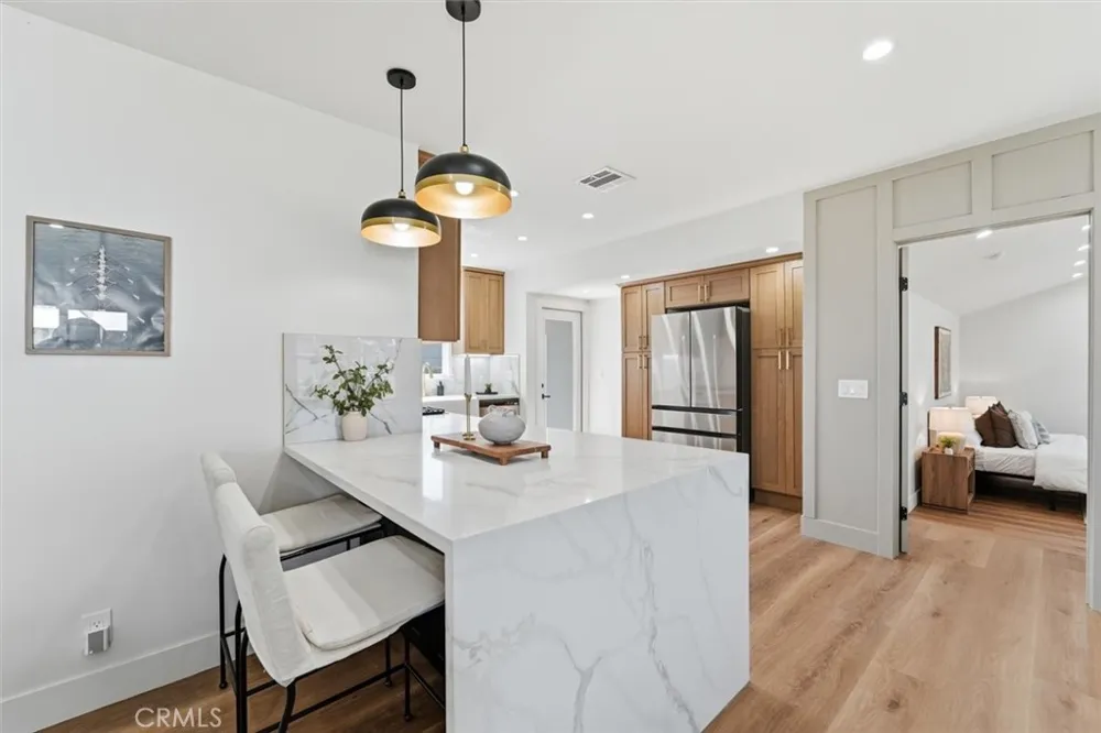 4126 Sebren Ave Lakewood, CA 90713