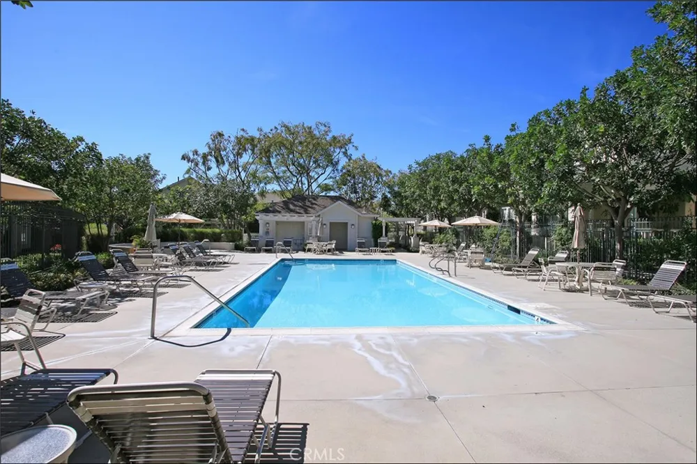 10 Bluff Cove Aliso Viejo, CA 92656