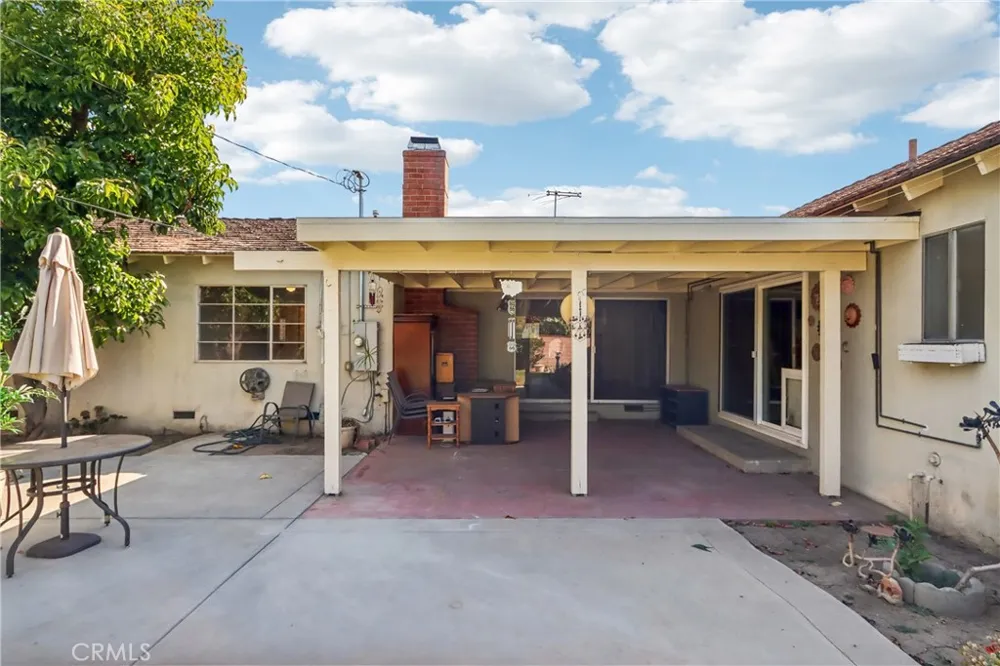 911 W Lucille Avenue West Covina, CA 91790