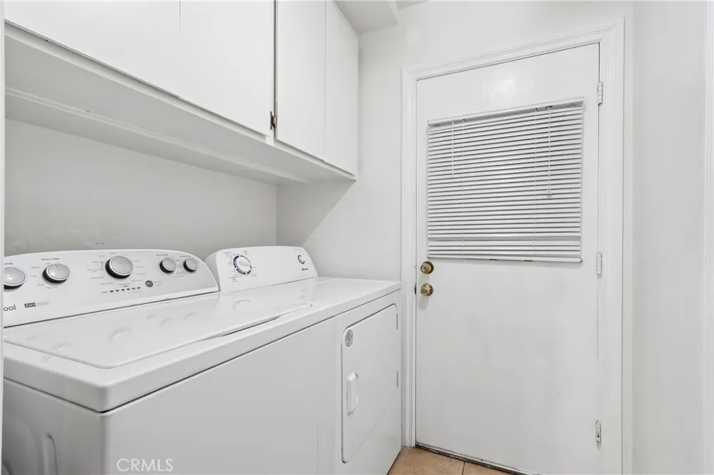911 W Lucille Avenue West Covina, CA 91790