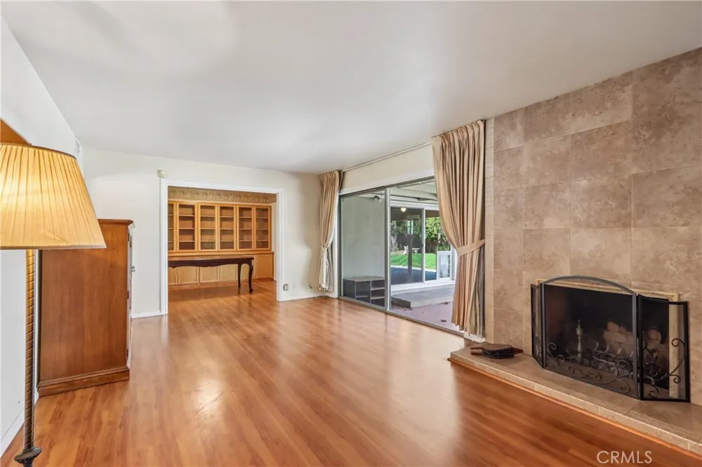911 W Lucille Avenue West Covina, CA 91790