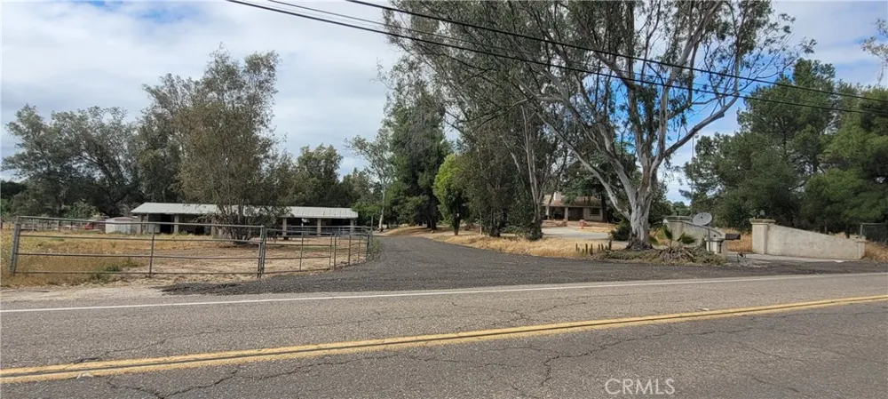 15818 Mussey Grade Ramona, CA 92065