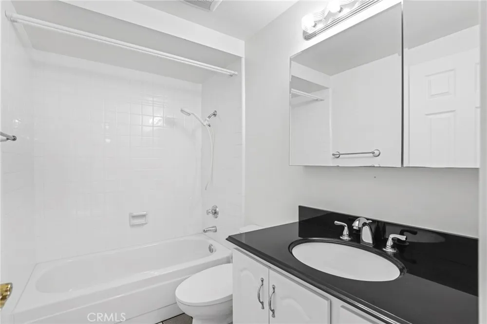 8402 Sunbeam Cir Huntington Beach, CA 92646