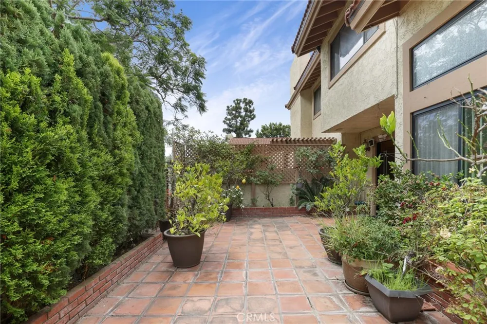 8402 Sunbeam Cir Huntington Beach, CA 92646
