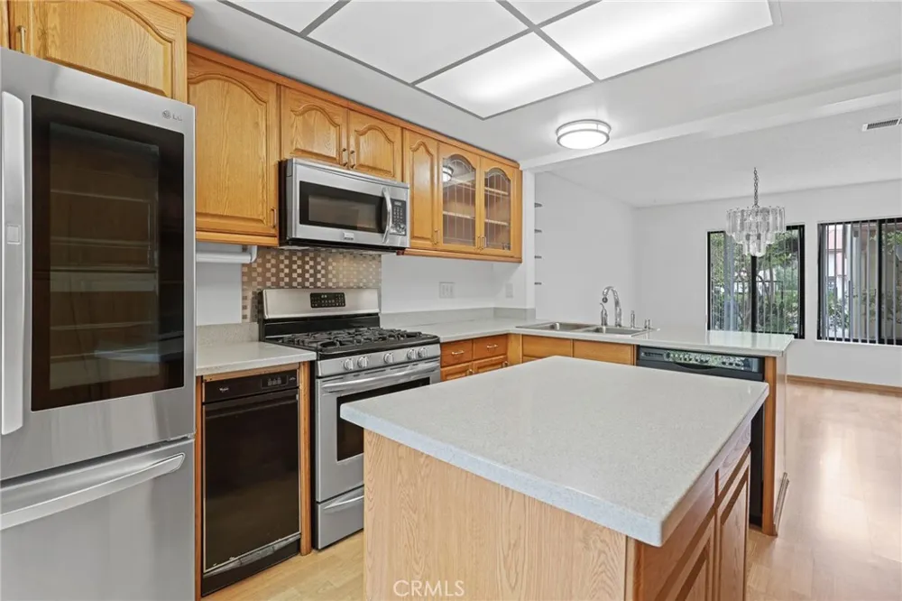 8402 Sunbeam Cir Huntington Beach, CA 92646